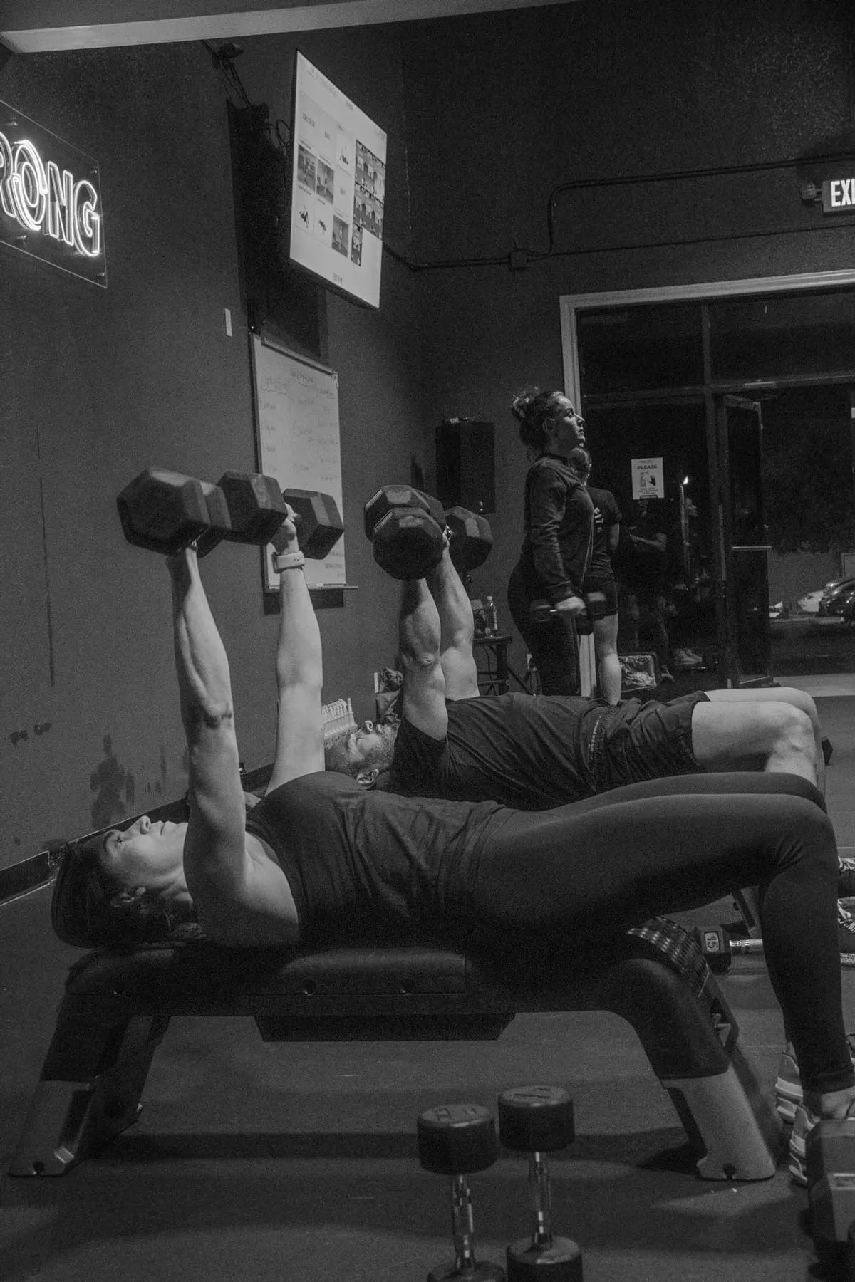 A member working on strength at Bodify